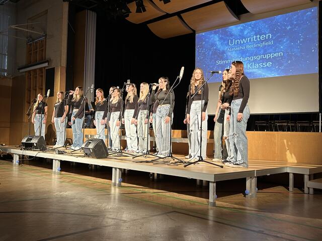 Die Stimmbildungsgruppe der 2. Klasse. | Foto: RegionalMedien