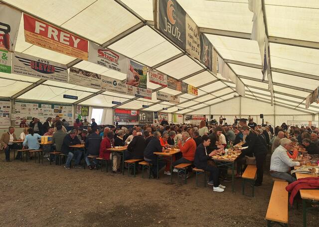 Gleich nach der Messe war Zeit fürs Mittagessen.