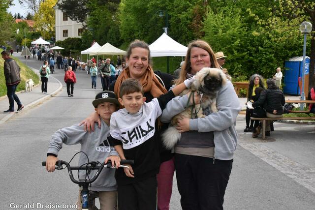 Ein Fest für Groß und Klein sowie für Hunde. | Foto: Gerald Dreisiebner