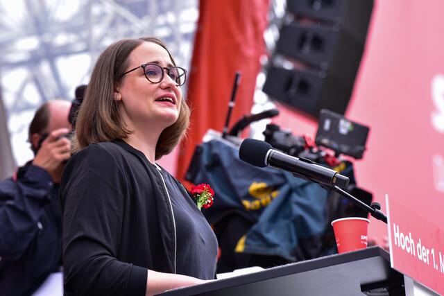 Auch SPÖ Wien-Frauenvorsitzende Marina Hanke wird bei der Maikundgebung das Wort an die Genossinnen und Genossen richten. | Foto: Markus Spitzauer/RMW