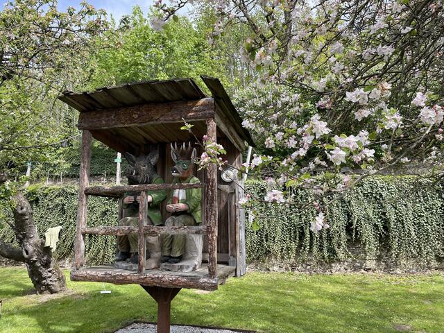 Impression aus dem Karikaturengarten. | Foto: Steinmüller/Gabrovec