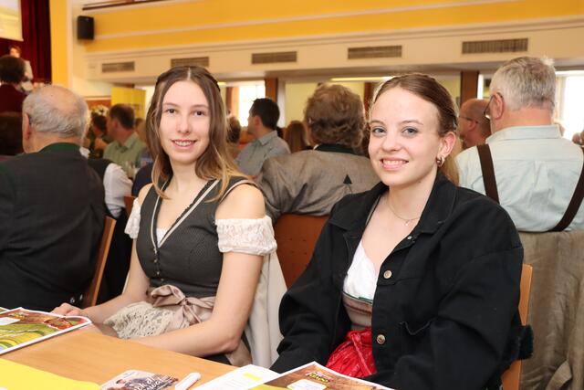 Beim Bezirksparteitag war auch die ÖVP-Jugend vertreten.