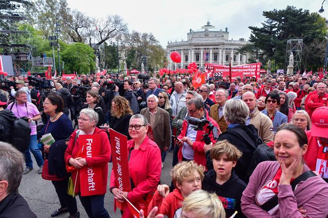 Tausende Sozialdemokratinnen und Sozialdemokraten werden am 1. Mai am Wiener Rathausplatz erwartet. | Foto: Markus Spitzauer/RMW