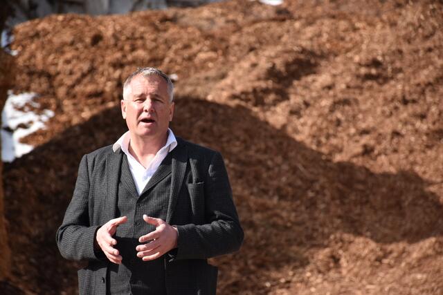 Bürgermeister Andreas Haas macht klar, dass man den ausufernden Aprés Ski Tourismus nicht dulden wird.  | Foto: Haun