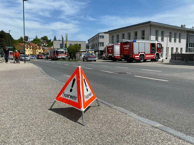 Vier Feuerwehren waren im Einsatz. | Foto: Michael Sabadello