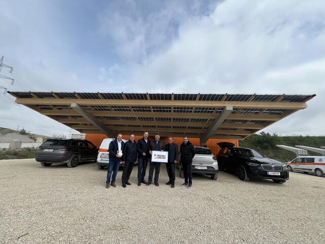 GFJohannes Koppler , NR Abgeordneter Johann Singer, OÖVP Klubobmann Christian Dörfel, GF Kurt Bernegger, Dietachs Bürgermeister Johannes Kampenhuber, GF Erich Moser (v. li.). | Foto: OÖVP Steyr-Land