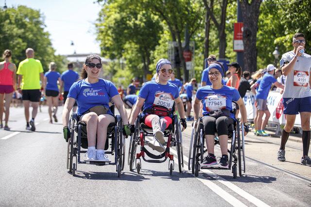 Warme Temperaturen und trockenes Wetter gibt's hoffentlich auch heuer, wenn die Teilnehmerinnen und Teilnehmer am 7. Mai an den Start gehen.  | Foto: Wings for Life World Run