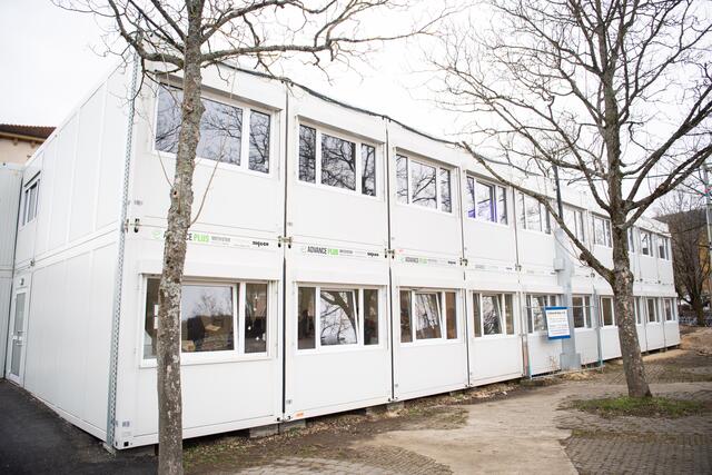 Containerklassen – hier im deutschen Baden-Württemberg – waren der Stein des Anstoßes für die aktuelle Asyl-Diskussion in Wien. | Foto: Tom Weller / dpa / picturedesk.com