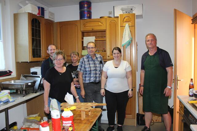 Für das leibliche Wohl der Gäste war bestens gesorgt. | Foto: Walter Kellner