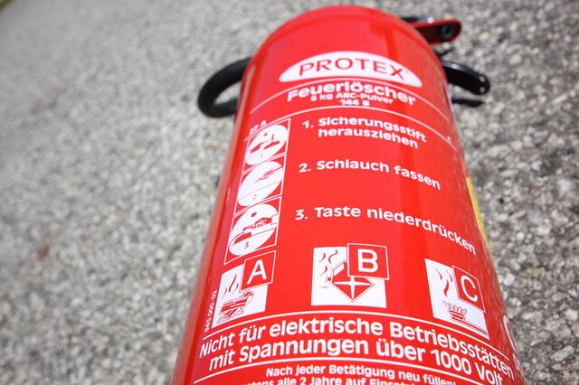 Feuerlöscher müssen regelmäßig überprüft werden. | Foto: FF Waidhofen/Thaya