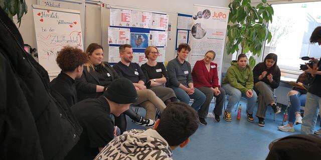 Das Jugendparlament Penzing bietet kostenlose Schulworkshops für junge Menschen ab 13 Jahren. | Foto: Verein Kiddy &amp; Co