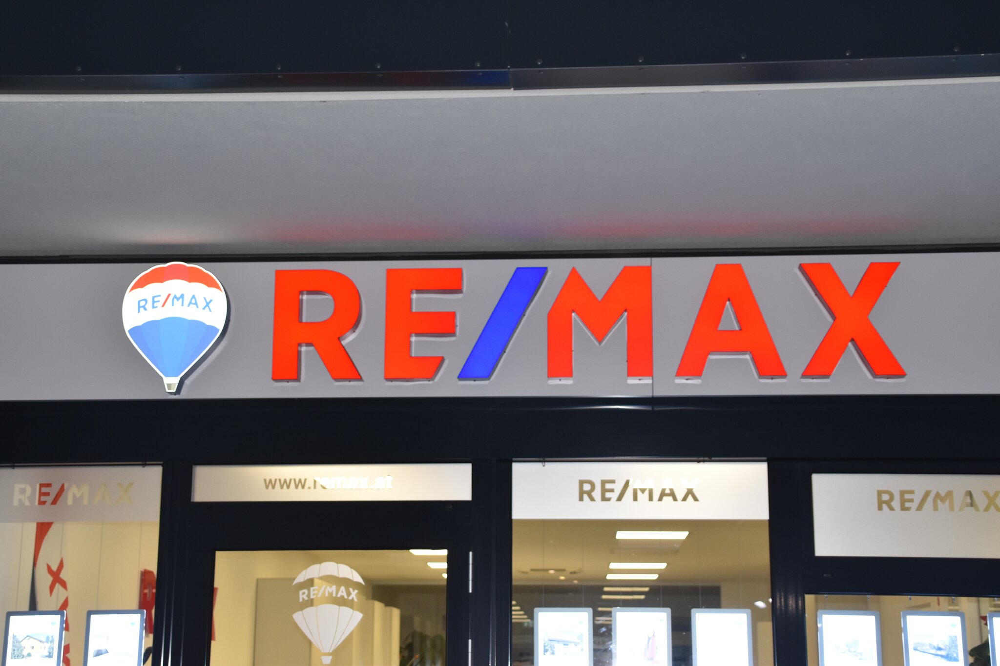 "Aufwärtstrend": RE/MAX bleibt die Nummer eins am Immobilienmarkt ...