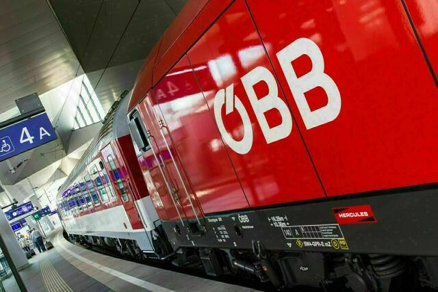 Mit 14 zusätzlichen Zugverbindungen und 4.860 Extra-Sitzplätzen von und nach Wien werden mehr Kapazitäten für Fahrgäste geschaffen, die über das verlängerte Wochenende verreisen wollen. (Symbolfoto) | Foto: ÖBB / Wegscheider