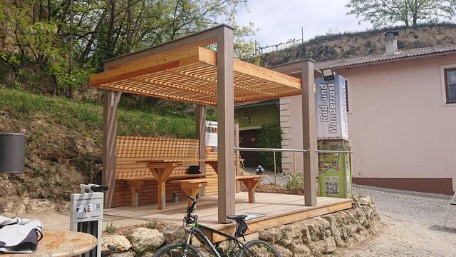 Die Radler- und Wanderrast in der Rohrendorfer Kellergasse | Foto: LEADER Kamptal