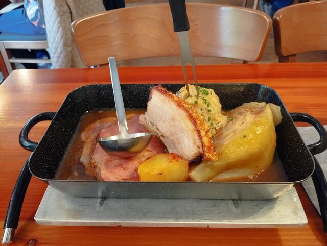 Mittagessen | Foto: Veronika Frank