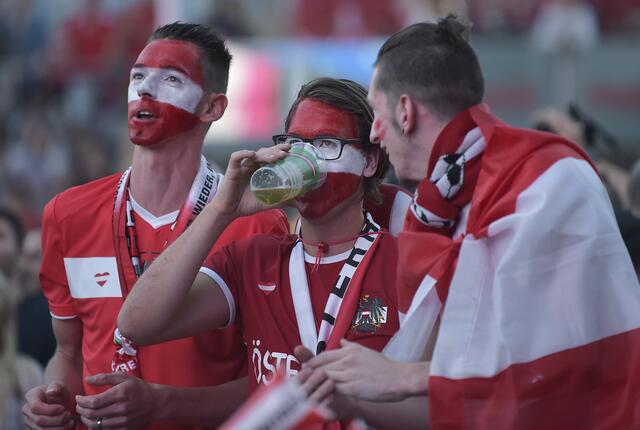 Beim Haupteingang beim Gürtel wird die Fanzone für die Europameisterschaft eingerichtet. (Archiv) | Foto: HANS PUNZ / APA / picturedesk.com