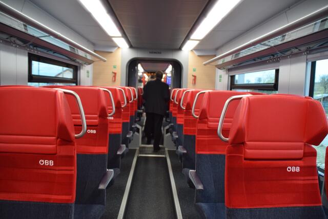 Die Sitzplatzreservierungen für den Tagesverkehr sind bis zu 15 Tage vor Abreise vollständig stornier- und rückerstattbar, vom 14. bis zu einem Tag vor der Abreise gibt es 50 Prozent zurück. (Archiv) | Foto: ÖBB