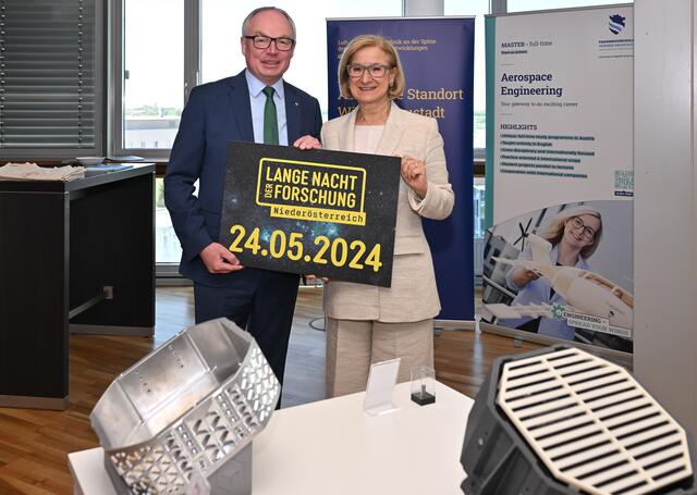 Landeshauptfrau Johanna Mikl-Leitner und LH-Stellvertreter Stephan Pernkopf | Foto: NLK Filzwieser