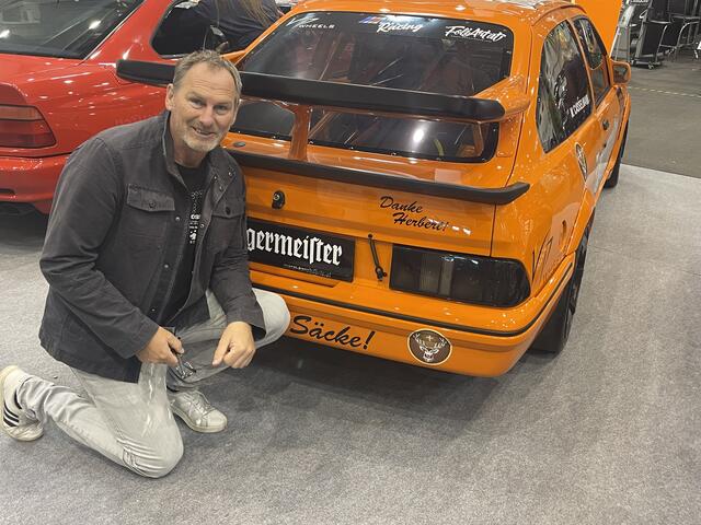 Herbert Rauscher erinnert sich an "alte Zeiten". | Foto: Zezula