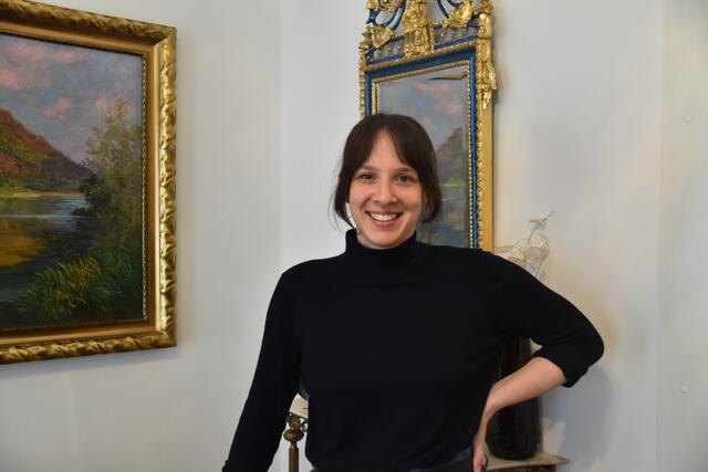 Magdalena Lettner eröffnete kürzlich ein Antiquitätengeschäft in der Otto-Bauer-Gasse 14.  | Foto: Salme Taha Ali Mohamed