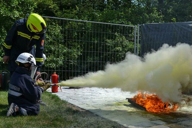 Die unterschiedlichen Übungen waren sehr spannend und gar nicht leicht zu bewältigen. | Foto: Freiwillige Feuerwehr Steinbach
