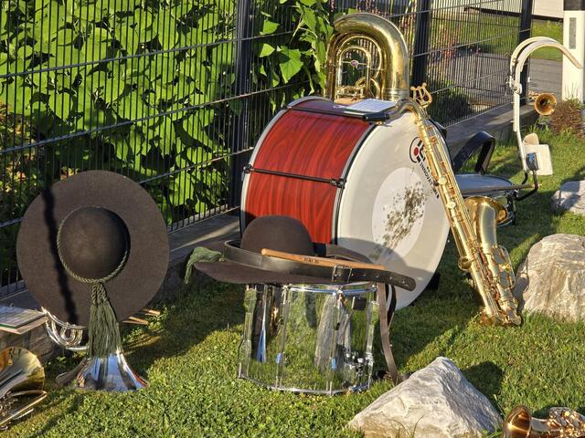 Wenn Instrumente mal Frühstückspause machen. Oder eher die Musikerinnen und Musiker. | Foto: Wutte