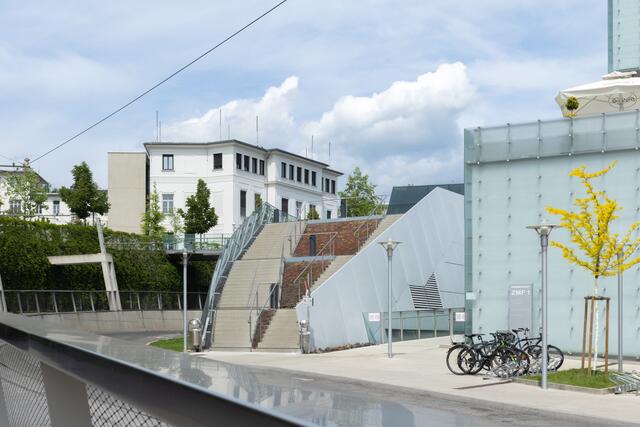 Moderne Lösung: der Aufstieg zu den Kliniken heute | Foto: Konstantinov