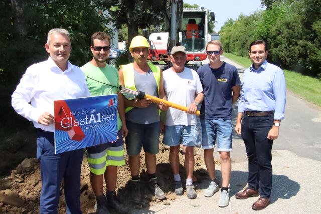 Der Ausbau des Breitband-Internet, der im Frühjahr 2023 begonnen wurde (Bild), ist beendet. 64 % der Haushalte sind angeschlossen. | Foto: Martin Wurglits