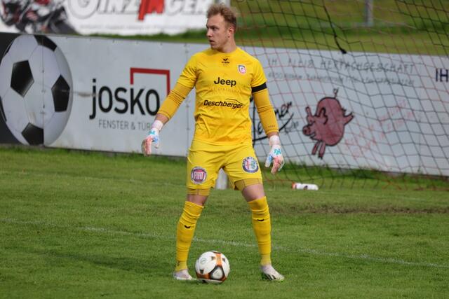 Felix Wimmer soll im Sommer das Trikot der SV Ried tragen. Eine Entscheidung soll noch diese Woche fallen. Die Union Gurten soll bereits einen Nachfolger ins Auge gefasst haben. | Foto: Reinhard Schröckelsberger