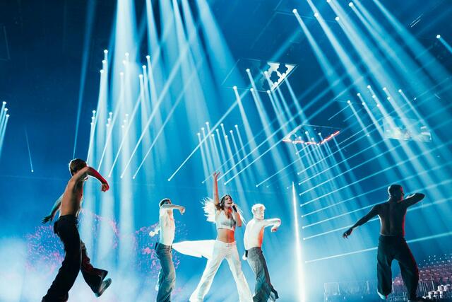Silia Kapsis eröffnete den Eurovision Song Contest 2024. | Foto: Sarah Louise Bennett / EBU
