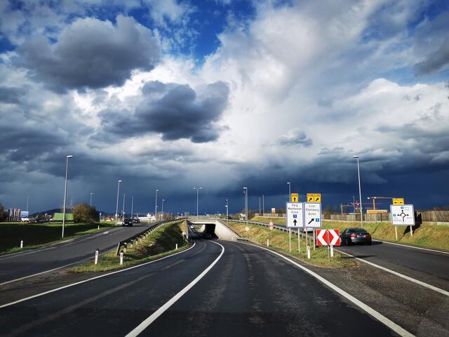Am Montag, 13. Mai, ist wegen einer Baustelle gesperrt.  | Foto: Ulrike Plank