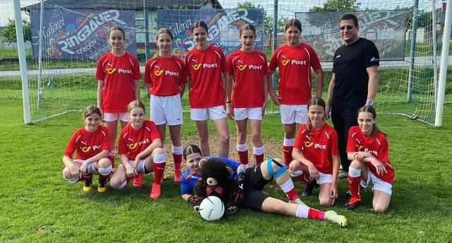 Die Mädchen der Sport-Mittelschule Oberschützen belegten Rang 2 in Markt Allhau. | Foto: MS Rechnitz