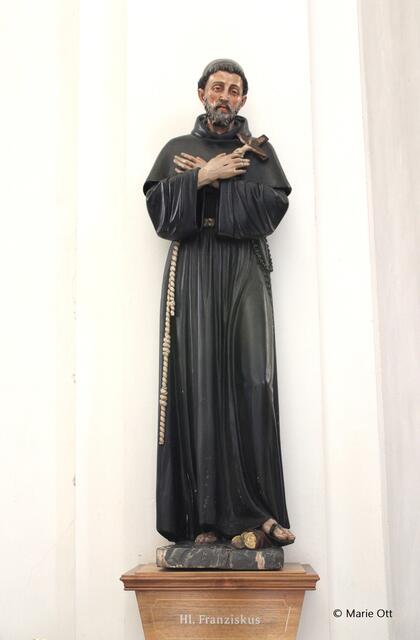 Statue des Hl. Franziskus in der Mariahilferkirche in Graz