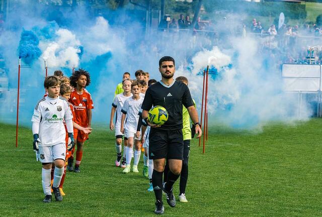 Chairman Cup 2024 – ein Wochenende voller Leidenschaft, Kampfgeist und herausragendem Fußball!






 | Foto: Chairman Cup 2023