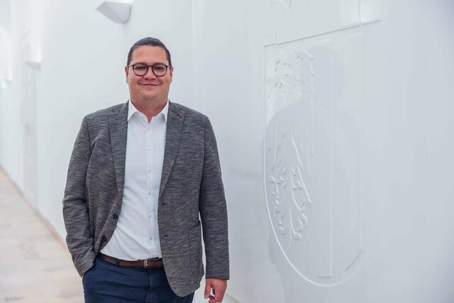 SPÖ-Landtagsabgeordneter Thomas Antlinger zu den leeren Pflegebetten in den Bezirken Grieskirchen und Eferding. | Foto: MecGreenie