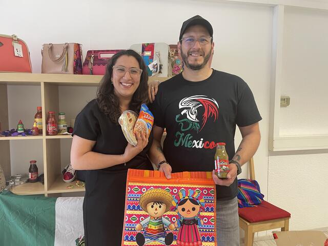 Sara und Arturo Trejo-Rios betreiben einen mexikanischen Online-Shop. | Foto: MeinBezirk.at