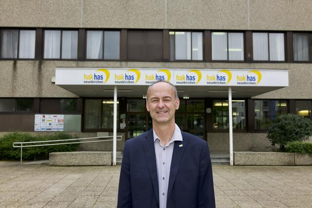 Martin Pichlbauer (54) ist in der TK Edlitz-Thomasberg-Grimmenstein aktiv und liebt das Unterrichten im Klassenzimmer.