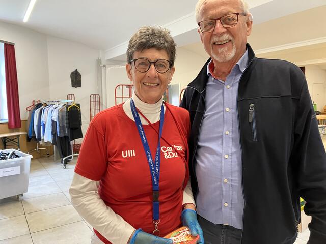 Ulli und Georg Pohl engagieren sich gerne. Ulli Pohl ist Teamleiterin bei Caritas Le+O Mödling | Foto: Stockmann