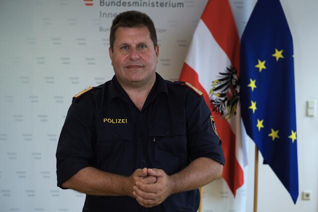 Nachdem FPÖ-Generalsekretär Michael Schnedlitz und Parteiobmann Herbert Kickl zuletzt behauptet hatten, dass sich Bundespolizeidirektor Michael Takacs mehrfach mit Marsalek getroffen haben soll, klagt dieser nun die beiden freiheitlichen Politiker und den FPÖ-Klub. | Foto: Roland Ferrigato