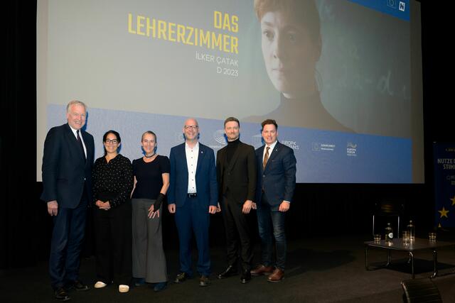 Martin Eichtinger, Salma Abdalla, Mercedes Echerer, Thomas Weber, Oliver Stangl, Bernhard Heinreichsberger | Foto: Johanna Pianka