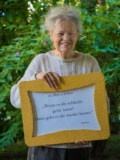 Echte Lebensweisheiten kann man bei einer neuen Ausstellung im Bezirksmuseum Simmering erfahren.  | Foto: Katharina Haber