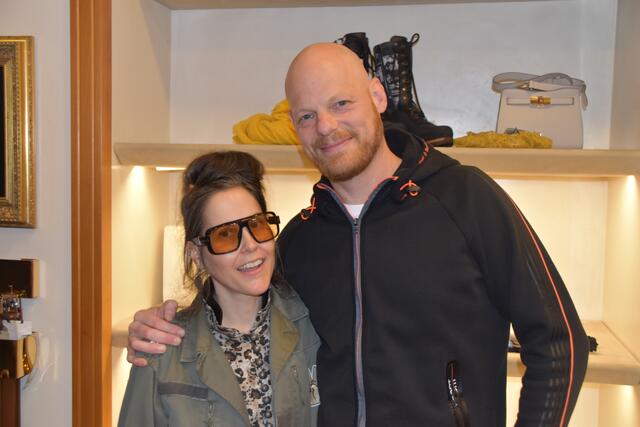 Auch Kung Fu-Sifu Michael Rainer und Ehefrau Manuela sind große Rettl-Fans. | Foto: MeinBezirk.at