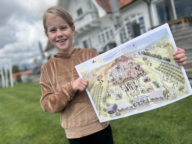Gast Mia mit dem Wimmelbild | Foto: Hannersberg/Kordula Brunner