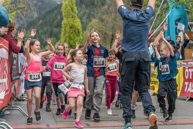Auch die Jugend ins beim Stuiben-Trailrunf mit Feuereifer bein der Sache. | Foto: Ötztal Tourismus