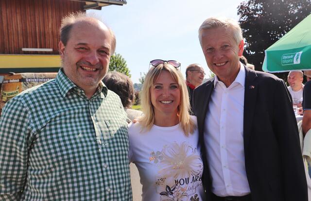 Werndorfs GR Boris Pruntsch, Obfrau VP-Frauen Werndorf Claudia Haubenhofer und Reinhold Lopatka | Foto: Edith Ertl