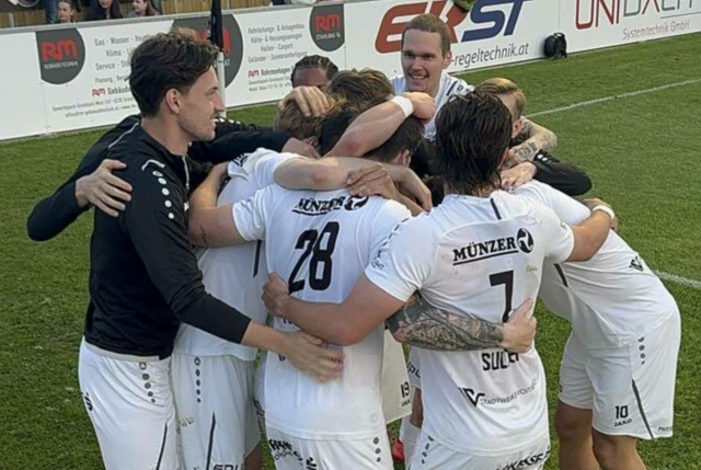 Drei Mal Torjubel in Voitsberg. Die Preiß-Truppe steht als Aufsteiger in die 2. Bundesliga fest. | Foto: ASK Voitsberg