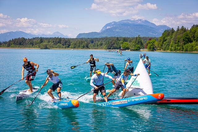 An der Boje ging es bei der Boje wild zu. | Foto: andy klotz fotografie