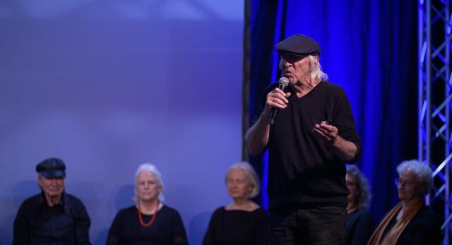Der in Sankt Marein bei Graz lebende Schauspieler und Regisseur hat das Projekt "DIE WILDEN ALTEN" entwickelt, das am Freitag erstmals präsentiert wurde.