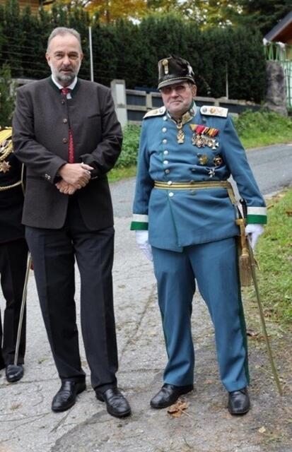 Kaiserschützen-Oberst Ernst, Baron von Riegler, mit Karl Habsburg (li.). | Foto: privat