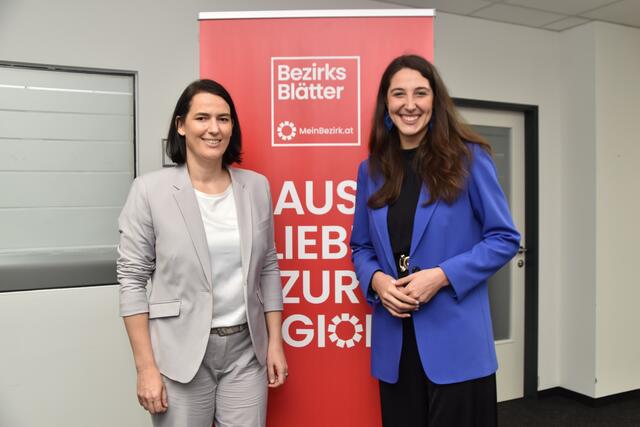 MEP Barbara Thaler sowie ÖVP Spitzenkandidatin für die EU-Wahl 2024 und erste Landtagsvizepräsidentin Sophia Kircher | Foto: Kendlbacher
